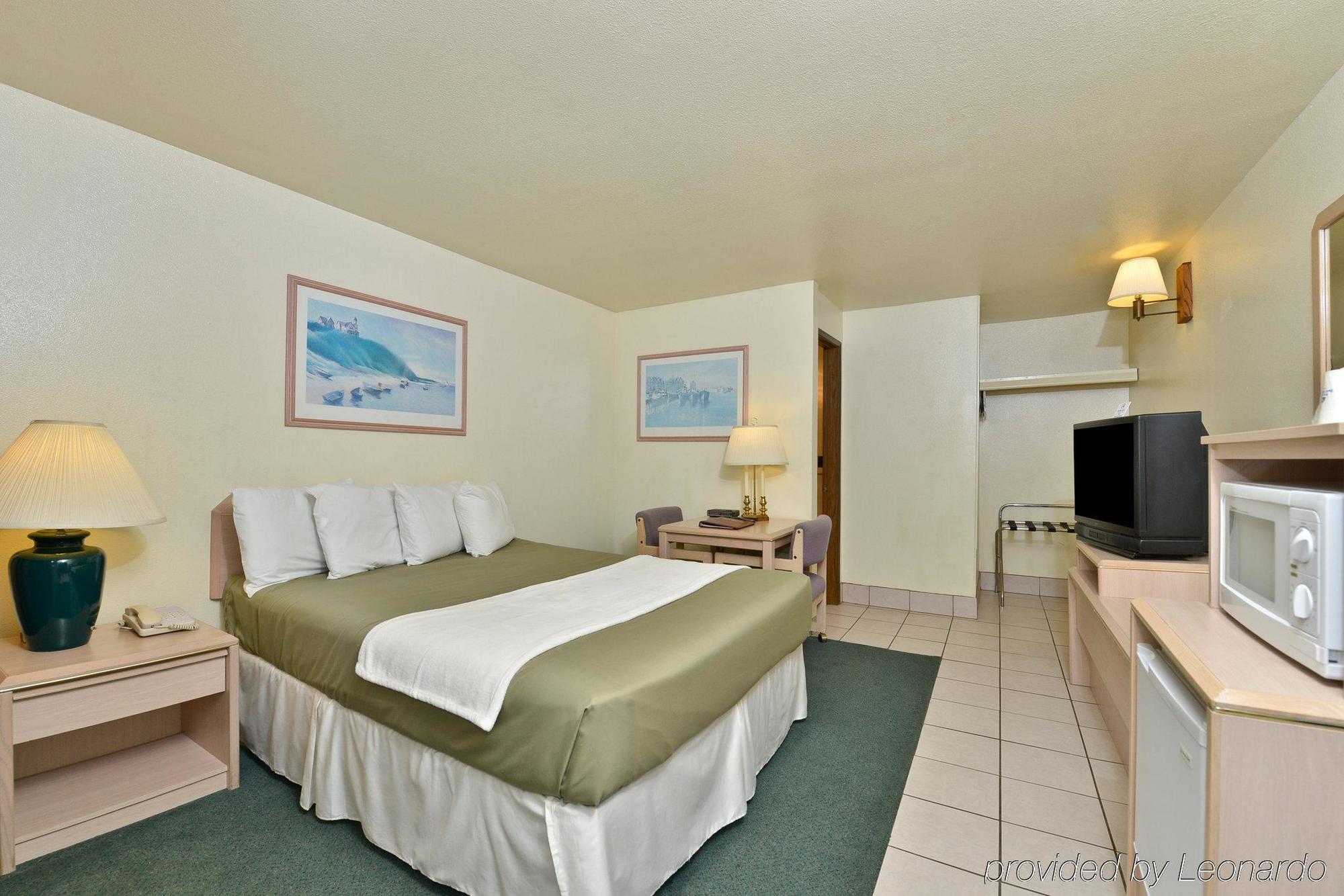 Newport Coast Inn الغرفة الصورة